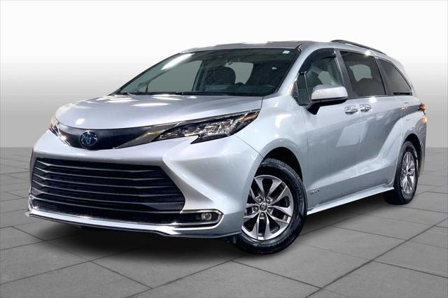 used 2021 Toyota Sienna car, priced at $34,387