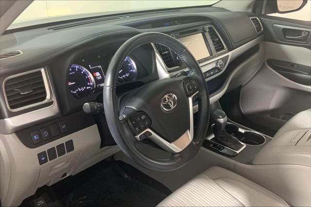 used 2018 Toyota Highlander car, priced at $25,197