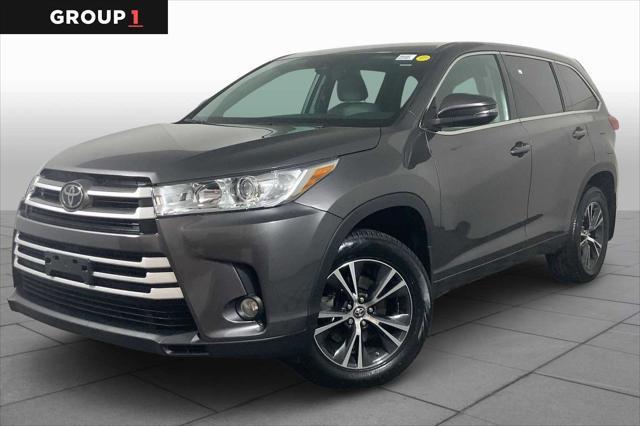 used 2018 Toyota Highlander car, priced at $25,197