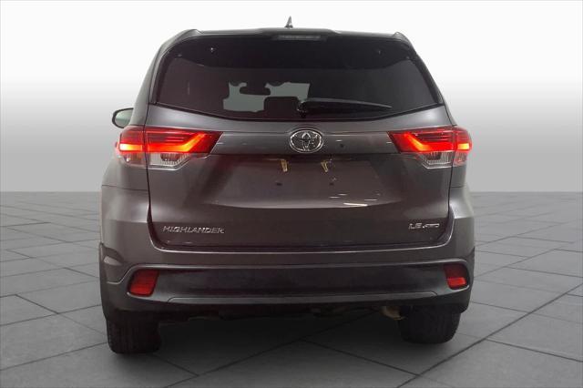 used 2018 Toyota Highlander car, priced at $25,197