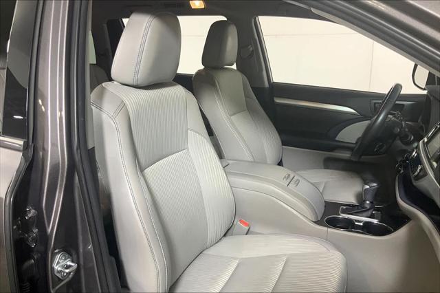 used 2018 Toyota Highlander car, priced at $25,197