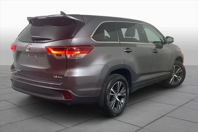 used 2018 Toyota Highlander car, priced at $25,197