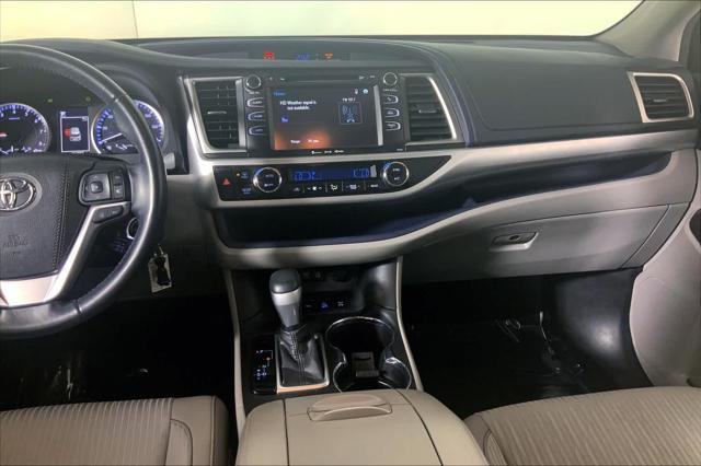 used 2018 Toyota Highlander car, priced at $25,197