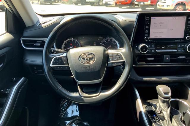 used 2022 Toyota Highlander car, priced at $36,597