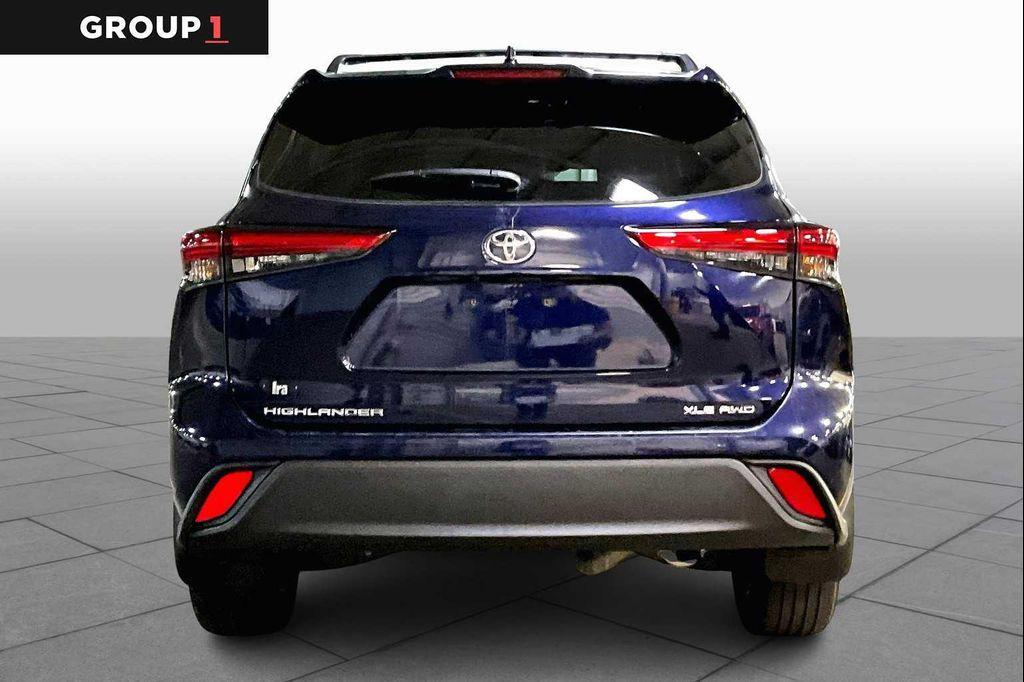 used 2022 Toyota Highlander car, priced at $36,938