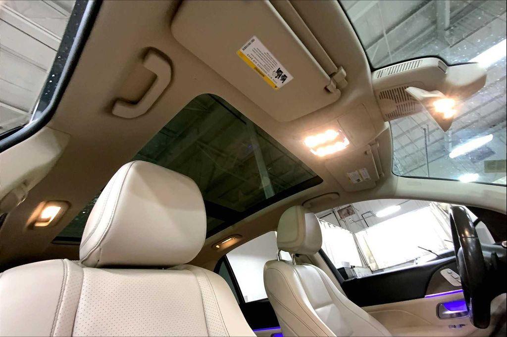 used 2020 Mercedes-Benz GLE 350 car, priced at $29,647
