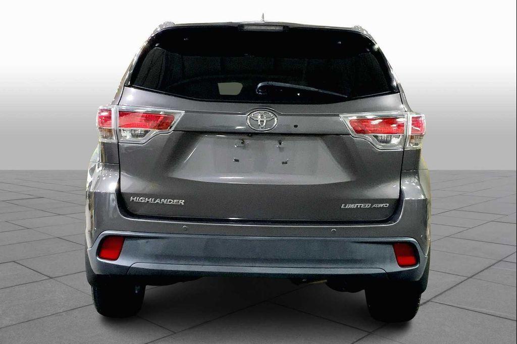 used 2016 Toyota Highlander car, priced at $23,677