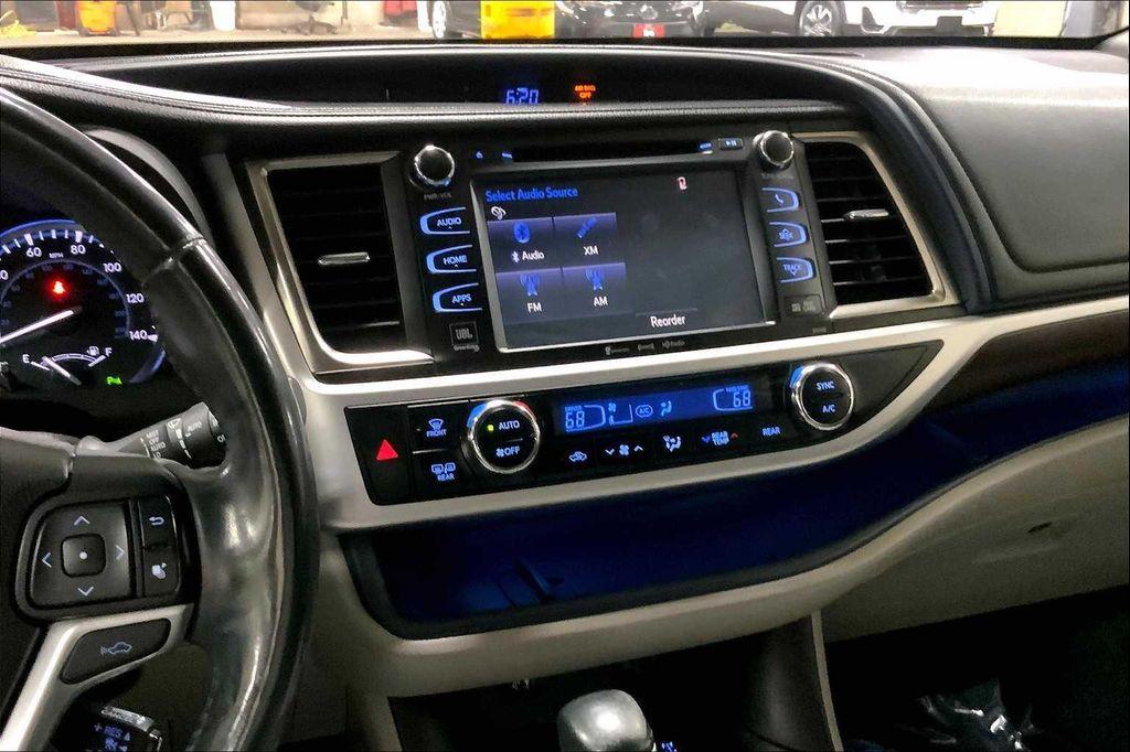 used 2016 Toyota Highlander car, priced at $23,677