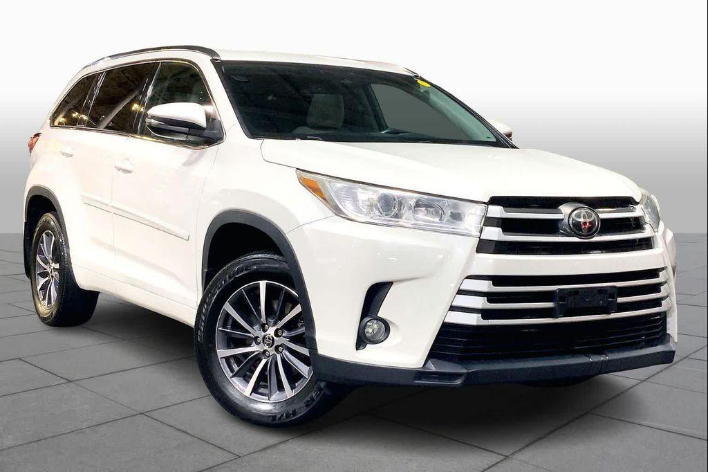 used 2017 Toyota Highlander car, priced at $23,877