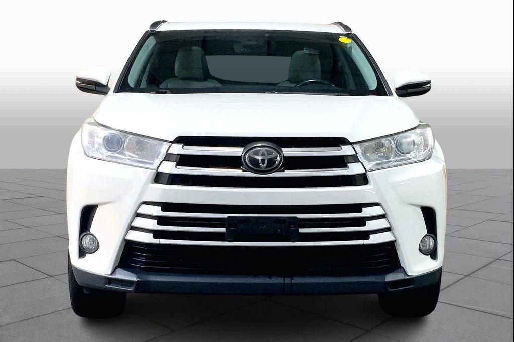 used 2017 Toyota Highlander car, priced at $23,877