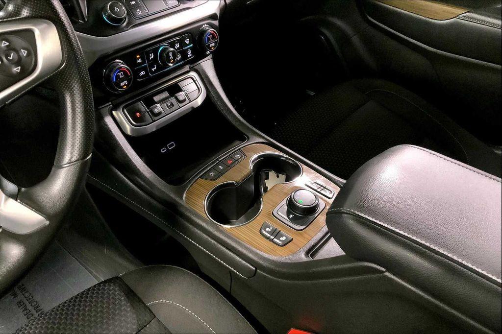 used 2022 GMC Acadia car, priced at $22,977