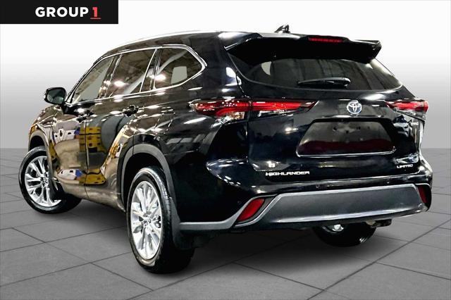 used 2024 Toyota Highlander Hybrid car, priced at $52,747