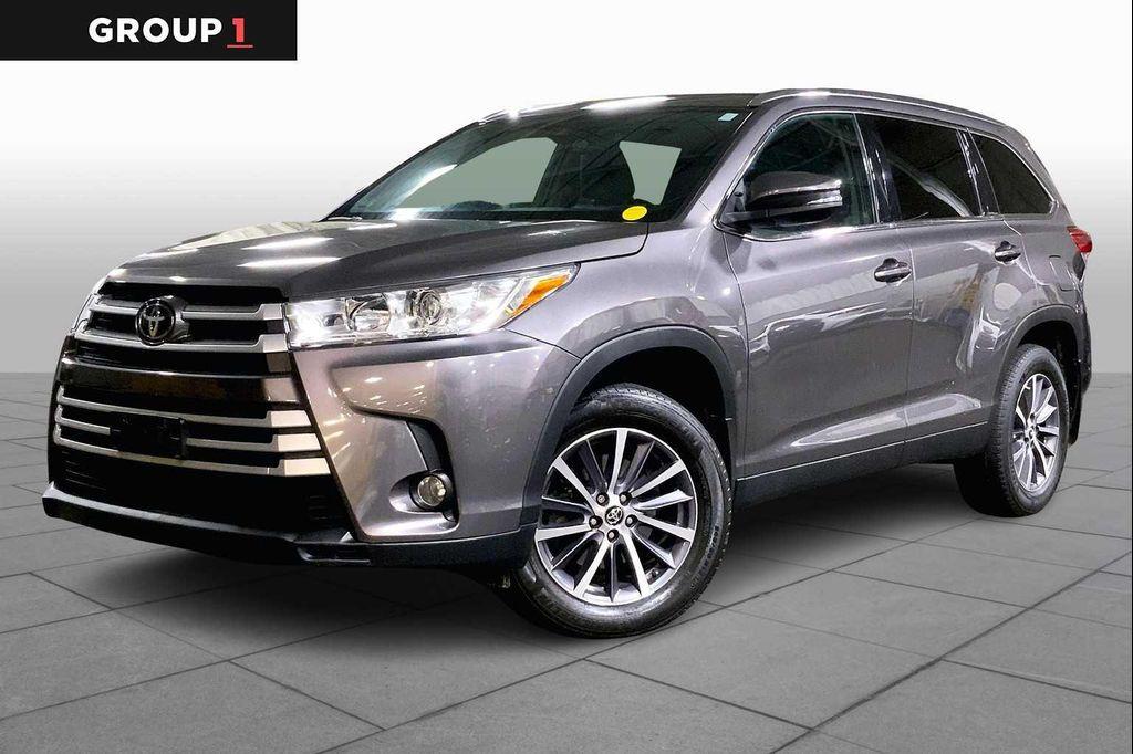 used 2019 Toyota Highlander car, priced at $33,997