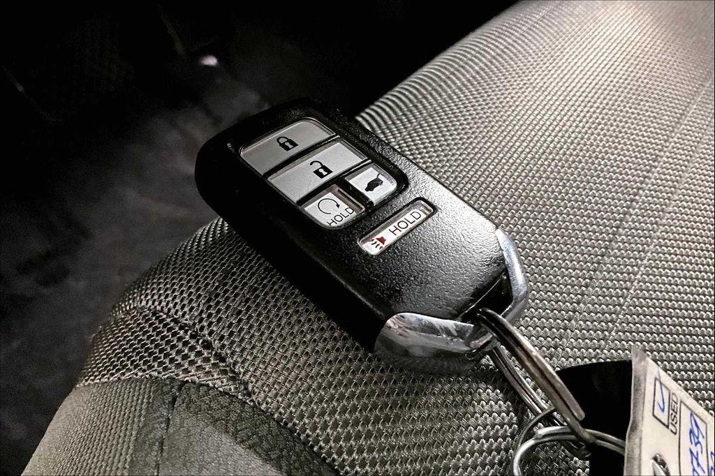 used 2020 Honda CR-V car, priced at $24,877