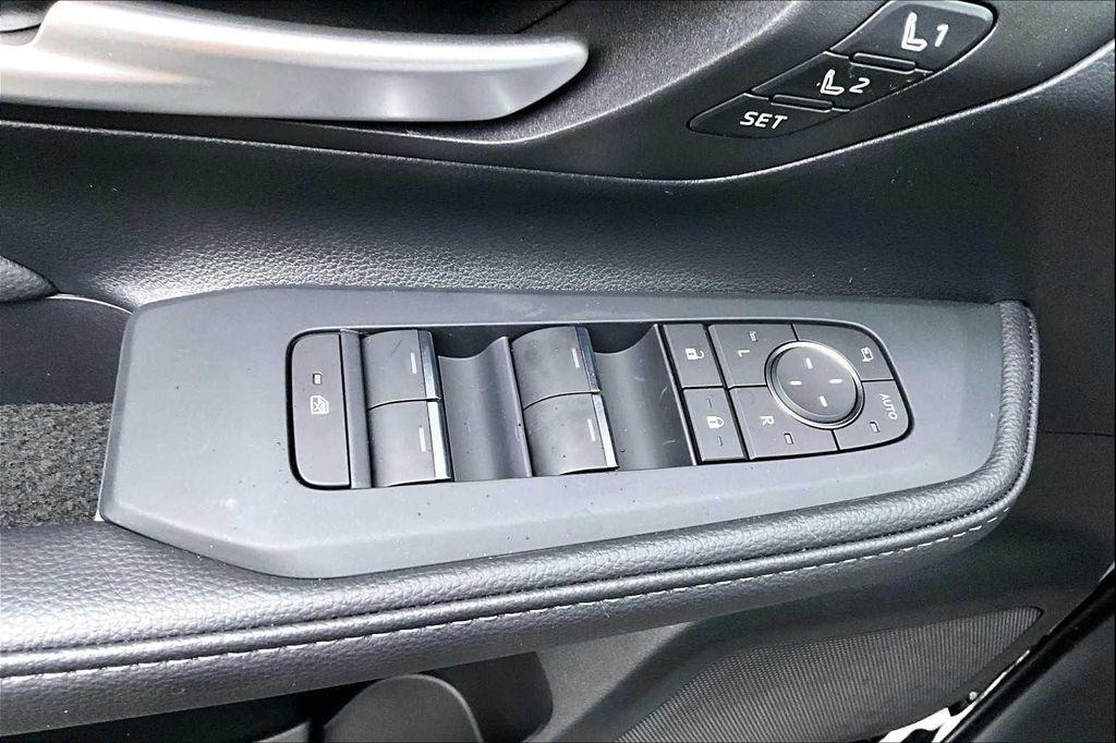 new 2025 Toyota Grand Highlander Hybrid car, priced at $61,393