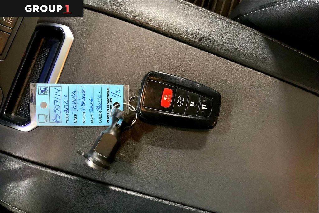 used 2023 Toyota Highlander car, priced at $39,797
