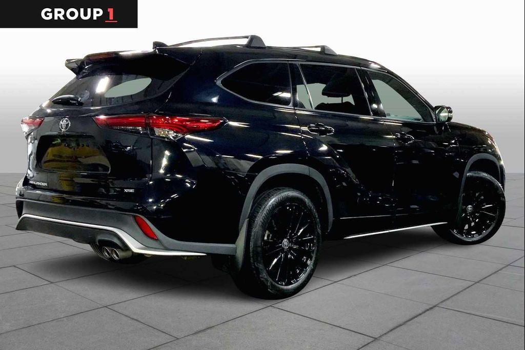 used 2023 Toyota Highlander car, priced at $39,797