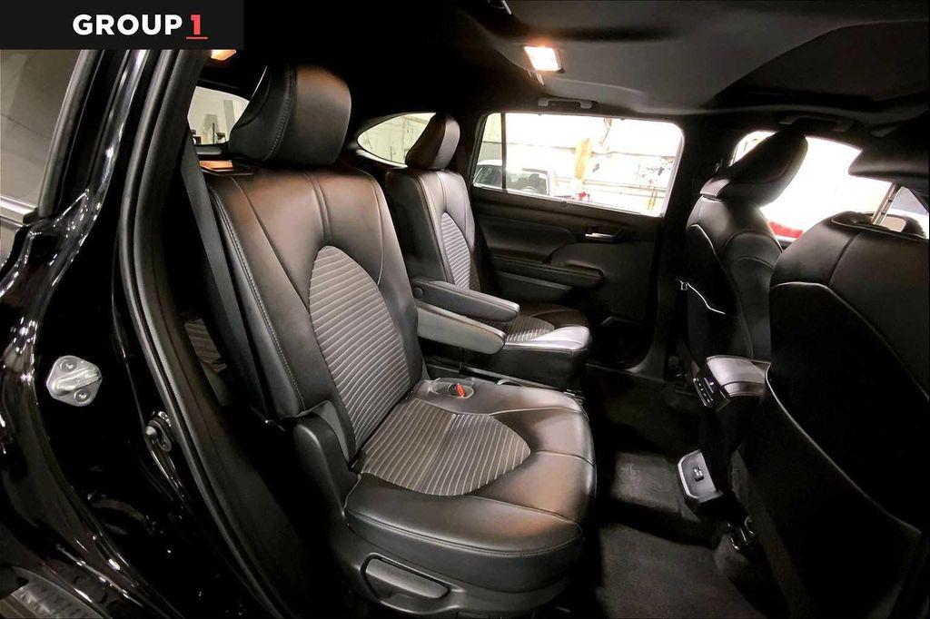 used 2023 Toyota Highlander car, priced at $39,797