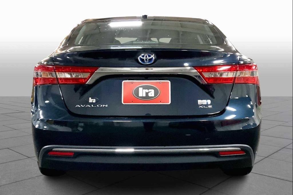 used 2018 Toyota Avalon Hybrid car, priced at $15,994