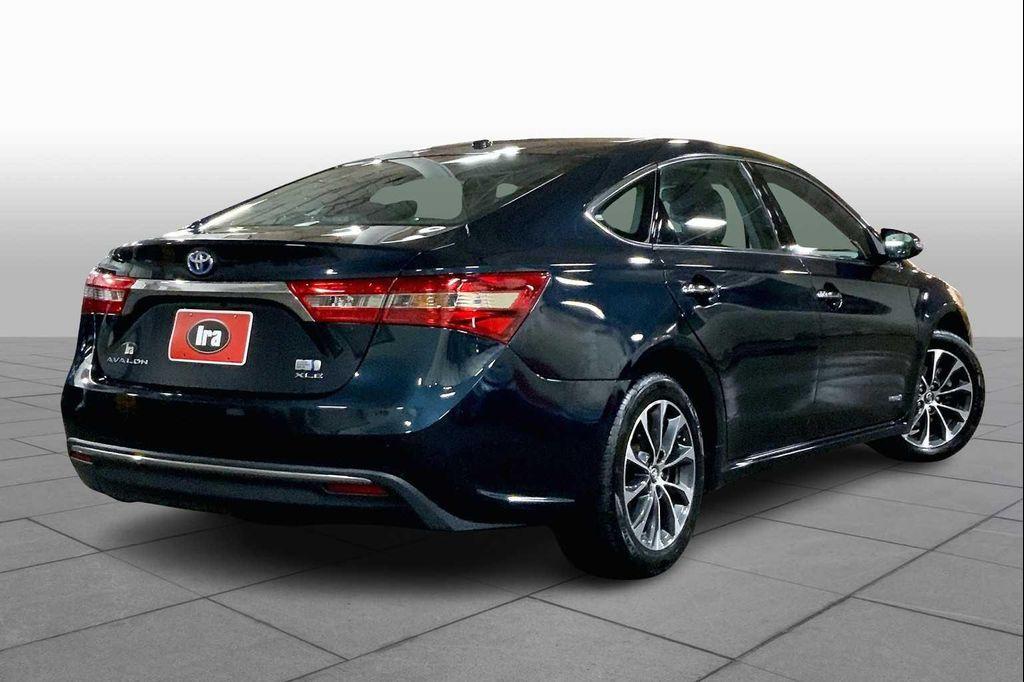 used 2018 Toyota Avalon Hybrid car, priced at $15,994