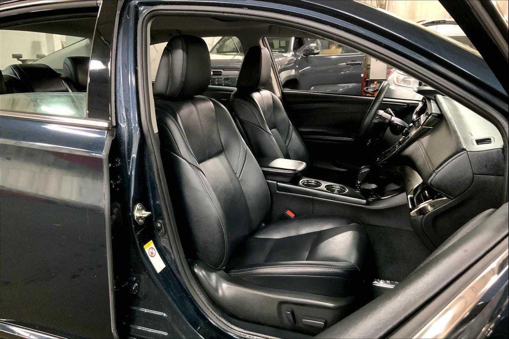 used 2018 Toyota Avalon Hybrid car, priced at $15,994
