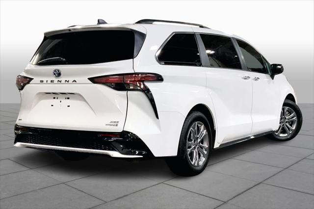 used 2022 Toyota Sienna car, priced at $41,198