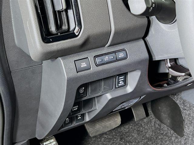 new 2026 Nissan Frontier car, priced at $43,788