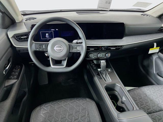 new 2025 Nissan Kicks car, priced at $28,900