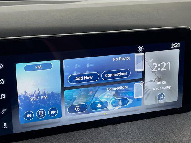 new 2025 Nissan Kicks car, priced at $28,900