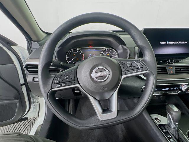 new 2025 Nissan Altima car, priced at $32,390