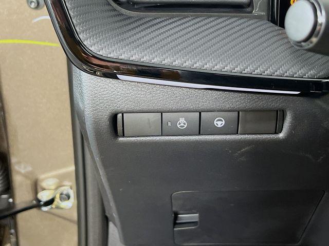 new 2025 Nissan Kicks car, priced at $27,888