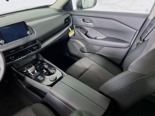 new 2025 Nissan Rogue car, priced at $31,576