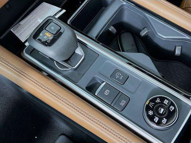 new 2025 Nissan Pathfinder car, priced at $45,523