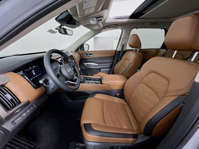 new 2025 Nissan Pathfinder car, priced at $45,523