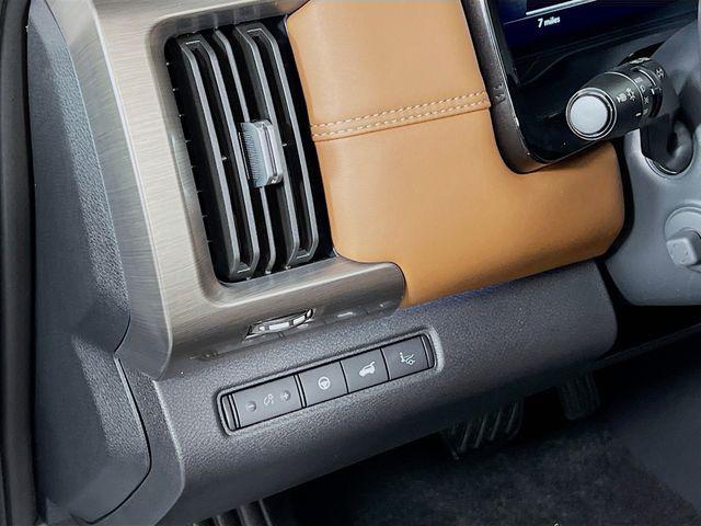 new 2025 Nissan Pathfinder car, priced at $45,523