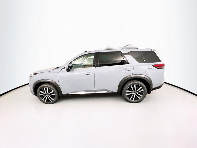 new 2025 Nissan Pathfinder car, priced at $49,965