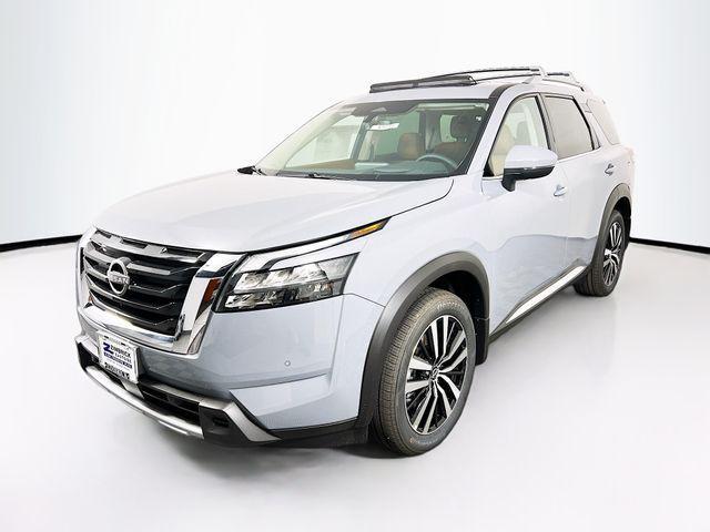new 2025 Nissan Pathfinder car, priced at $49,965