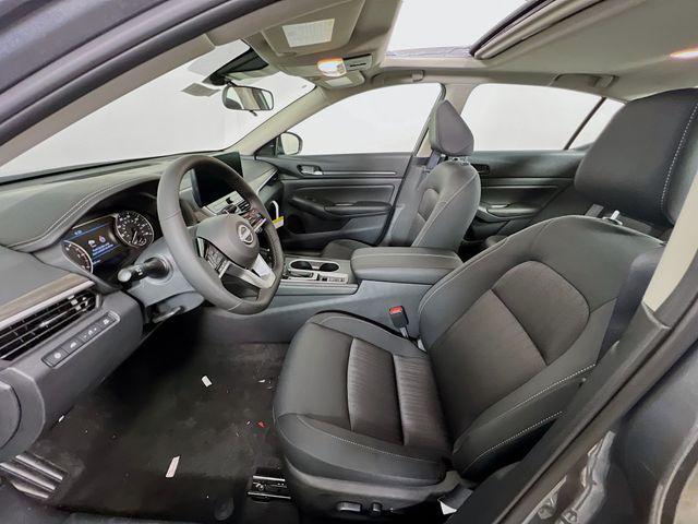 new 2025 Nissan Altima car, priced at $29,989