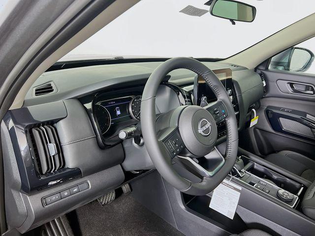 new 2025 Nissan Pathfinder car, priced at $42,548