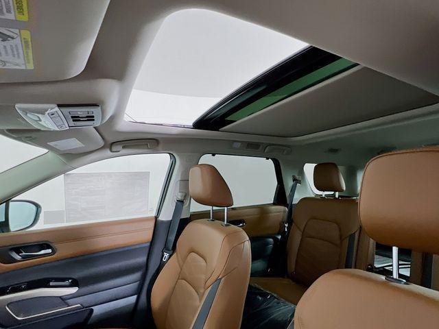 new 2025 Nissan Pathfinder car, priced at $50,266