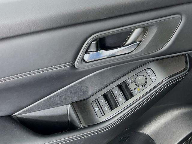 used 2024 Nissan Rogue car, priced at $25,900