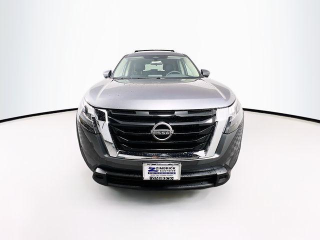 new 2025 Nissan Pathfinder car, priced at $35,980