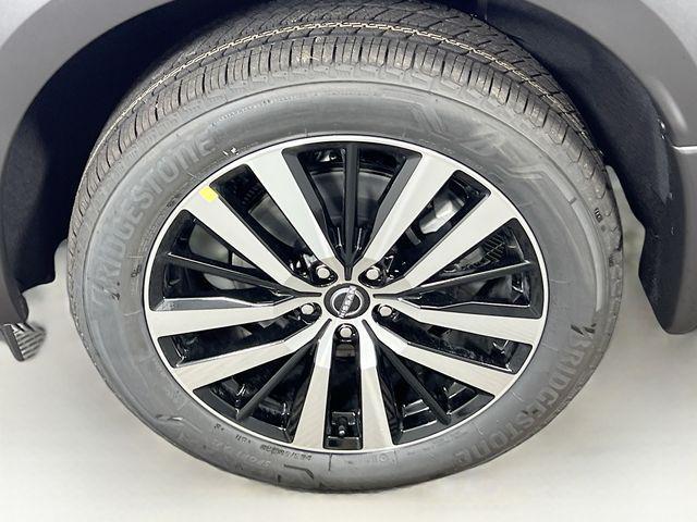 new 2025 Nissan Pathfinder car, priced at $46,149