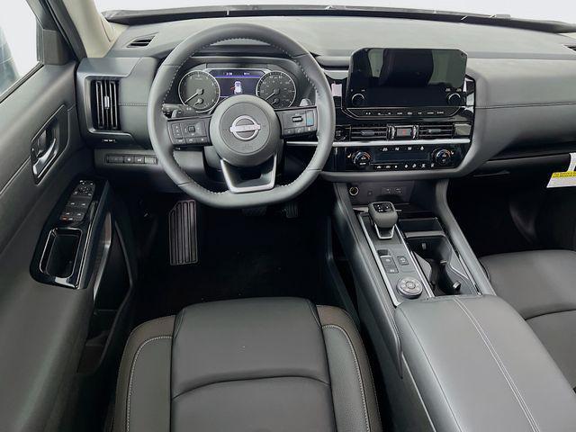 new 2025 Nissan Pathfinder car, priced at $46,249