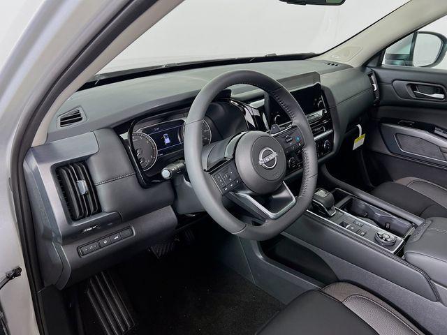 new 2025 Nissan Pathfinder car, priced at $46,249