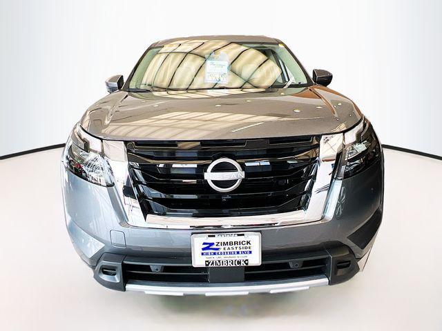 new 2025 Nissan Pathfinder car, priced at $45,049