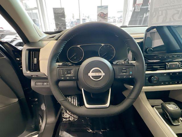new 2025 Nissan Pathfinder car, priced at $45,049