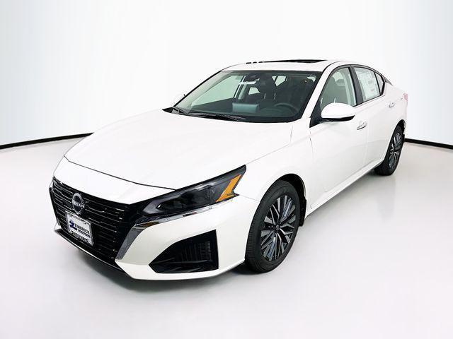 new 2025 Nissan Altima car, priced at $30,934