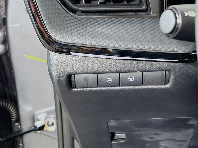 new 2025 Nissan Kicks car, priced at $28,798