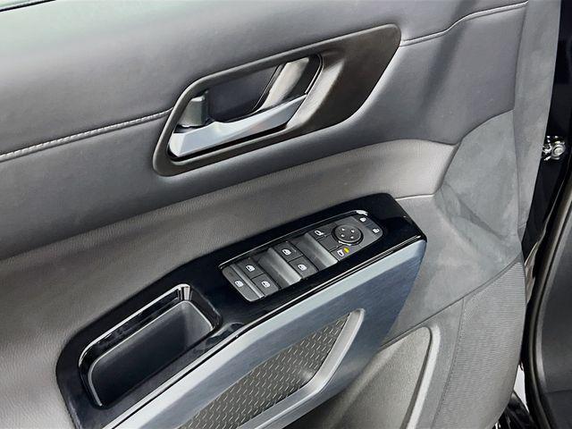 new 2025 Nissan Pathfinder car, priced at $41,446